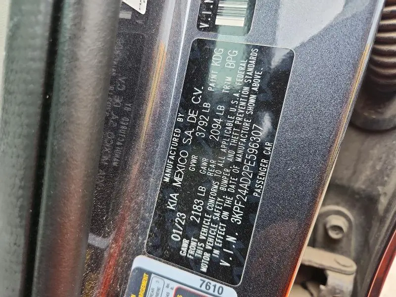 2023 KIA FORTE LXS  