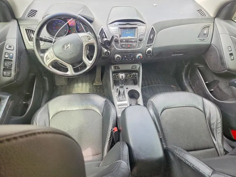 2015 HYUNDAI TUCSON SE  