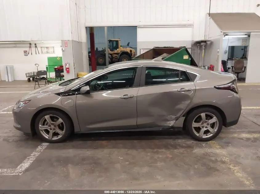 2017 CHEVROLET VOLT LT