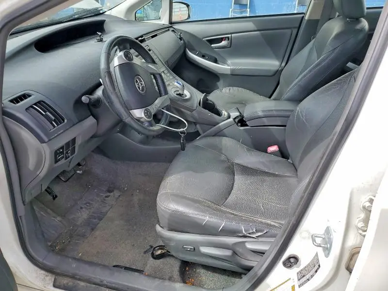 2010 TOYOTA PRIUS IV  