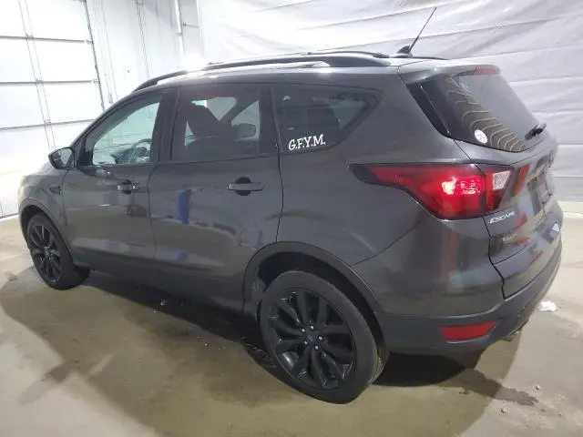 2019 FORD ESCAPE SE  