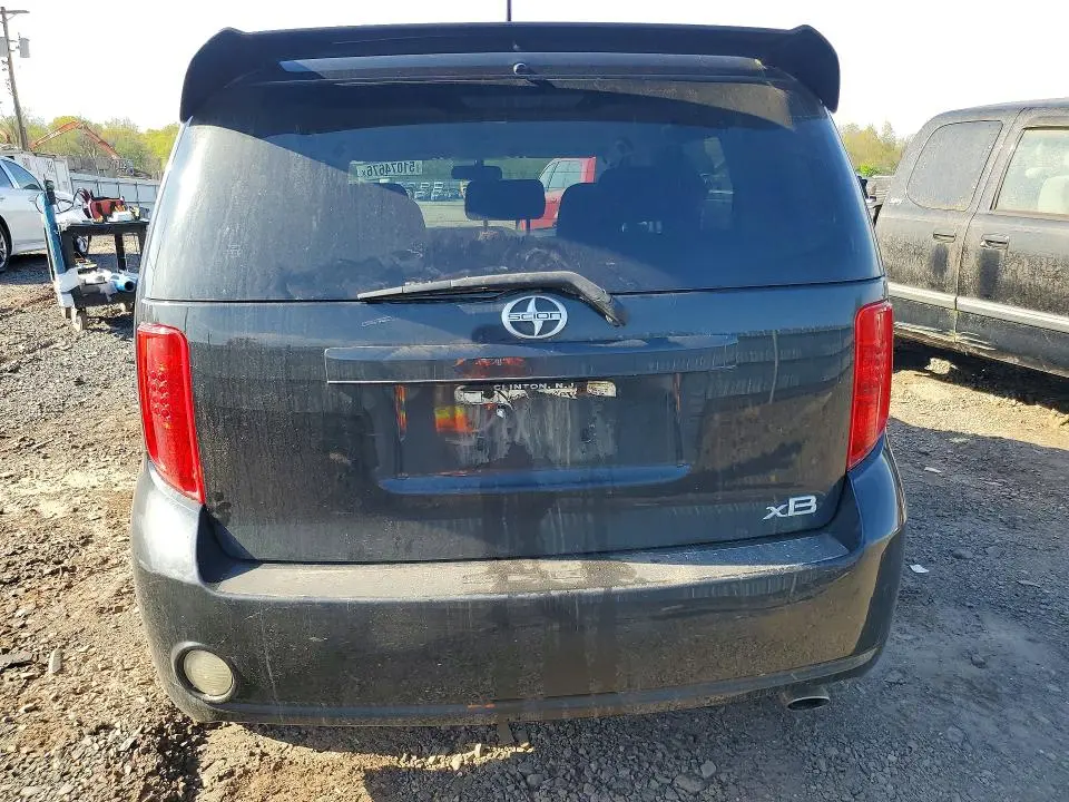 2010 TOYOTA SCION XB  