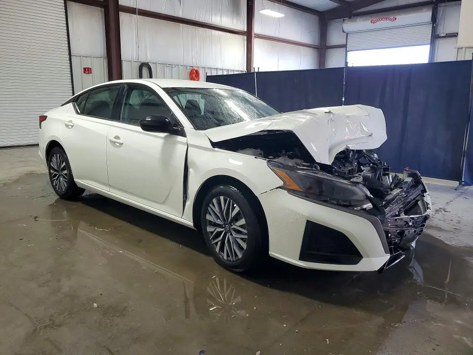 2026 NISSAN ALTIMA SV  