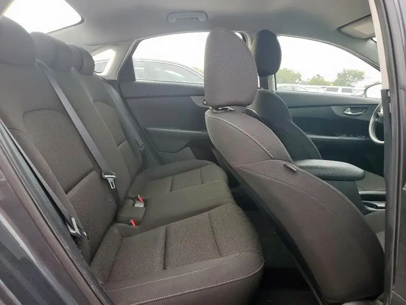 2020 KIA FORTE FE  