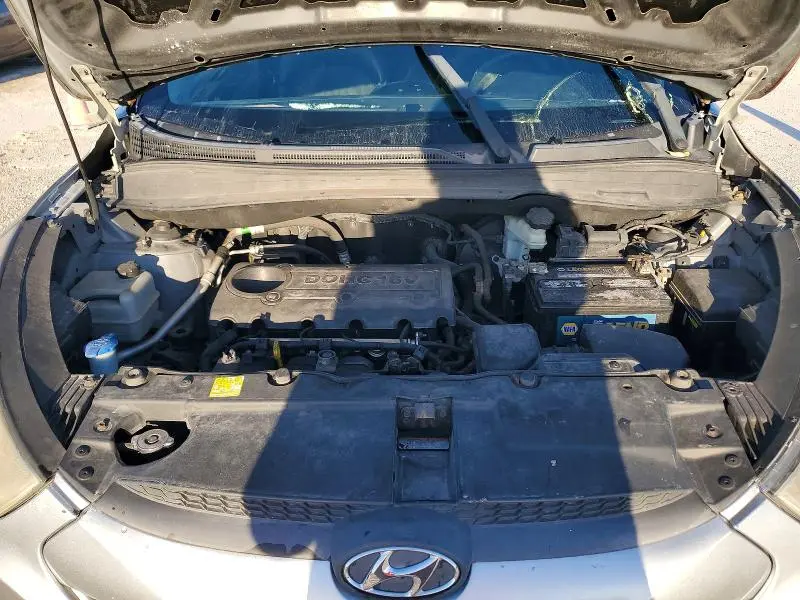 2012 HYUNDAI TUCSON GLS  