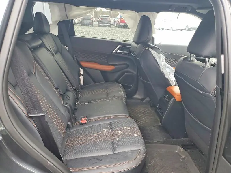 2025 MITSUBISHI OUTLANDER SEL  