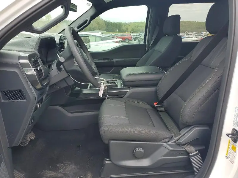 2025 FORD F150 STX  