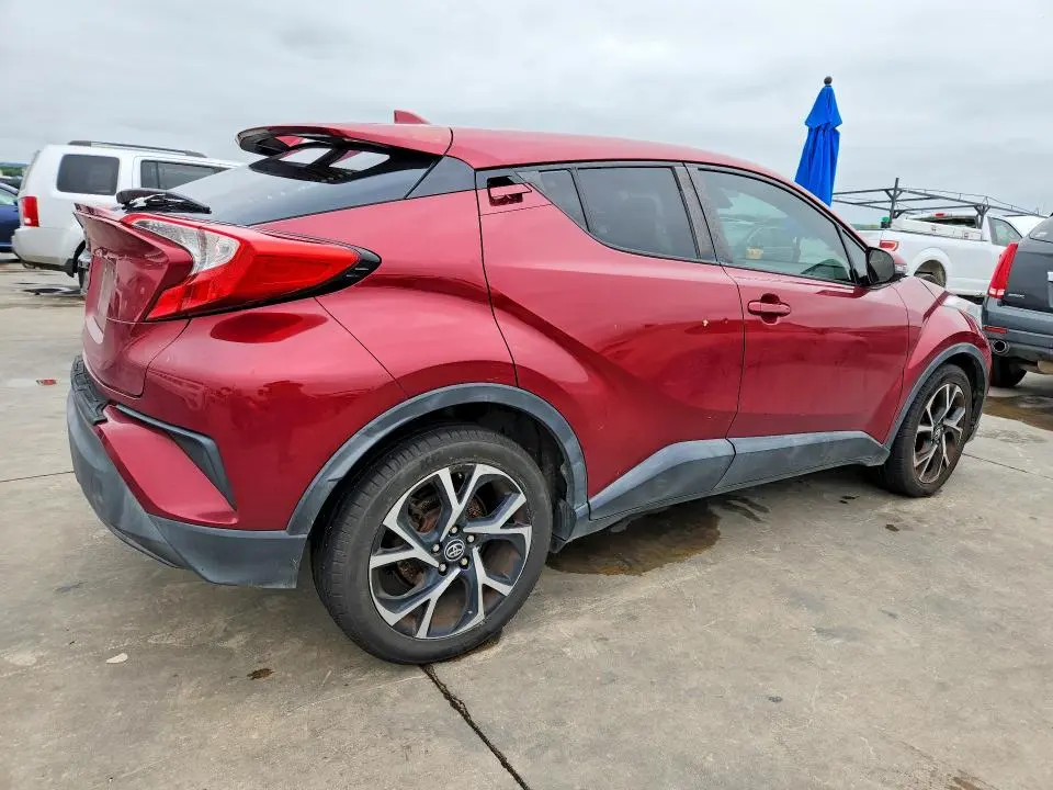 2018 TOYOTA C-HR XLE PREMIUM  