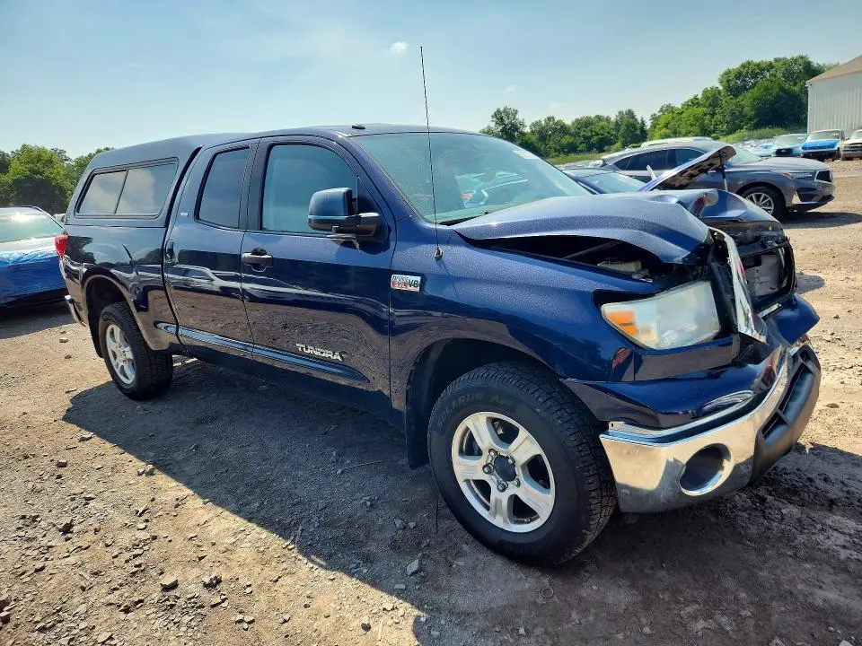 2013 TOYOTA TUNDRA DOUBLE CAB SR5  