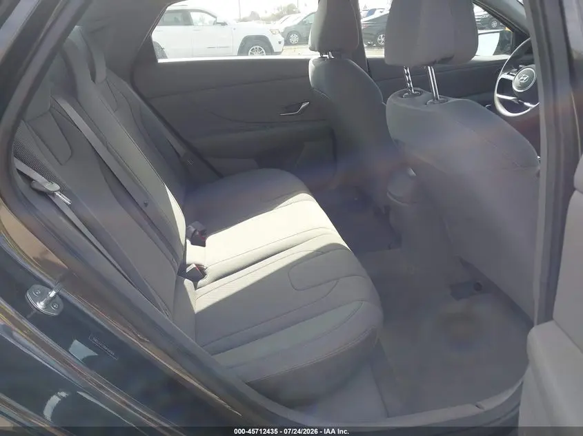 2021 HYUNDAI ELANTRA SE