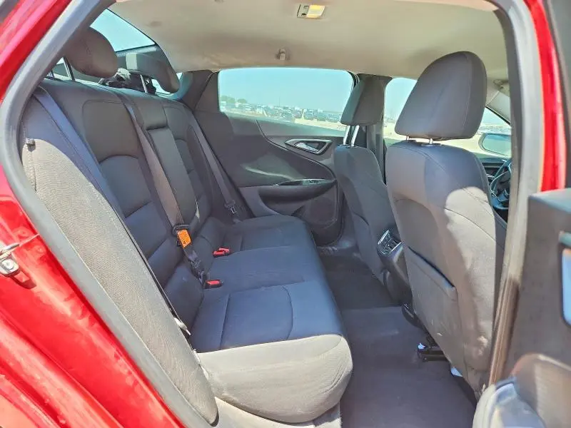 2016 CHEVROLET MALIBU LT (1LT)  