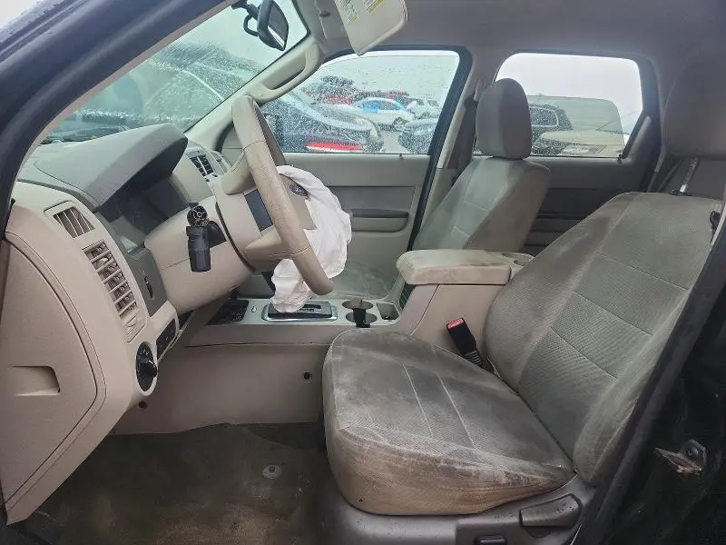 2011 FORD ESCAPE XLT  