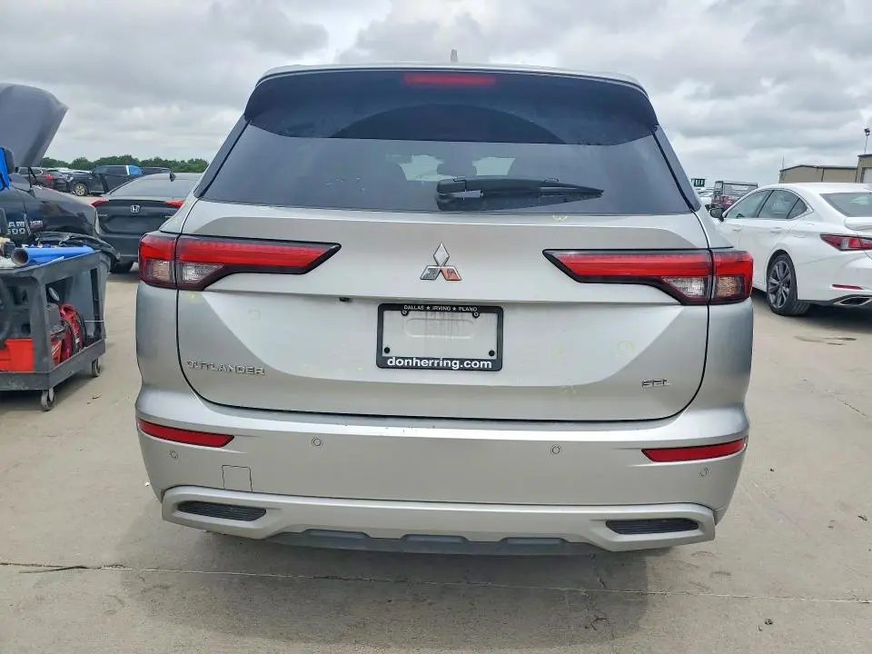 2023 MITSUBISHI OUTLANDER   