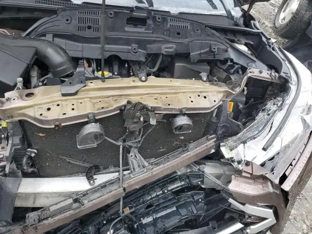 2017 TOYOTA HIGHLANDER SE  