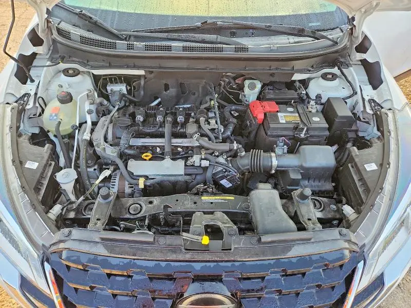 2021 NISSAN KICKS S  