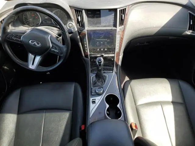 2018 INFINITI Q50 LUXE