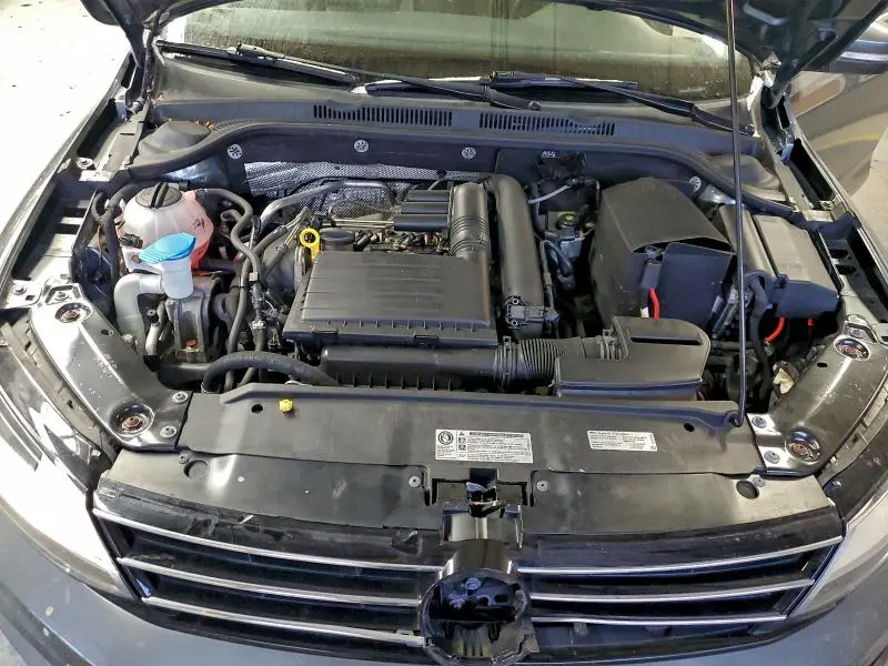 2017 VOLKSWAGEN JETTA SE  