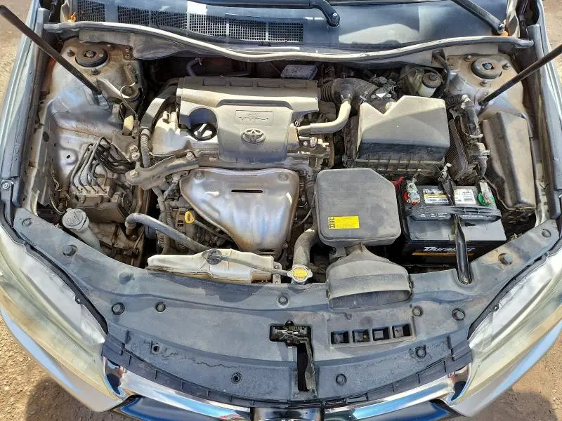 2015 TOYOTA CAMRY LE  