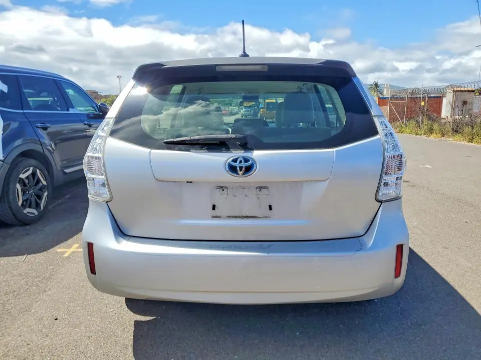 2013 TOYOTA PRIUS V THREE  