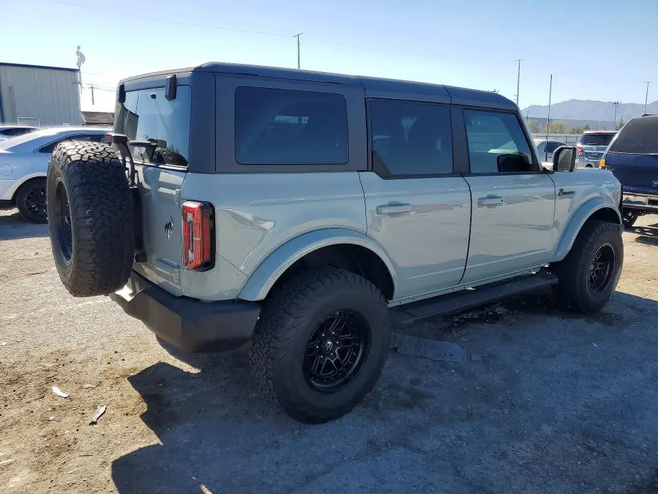 2022 FORD BRONCO BASE  