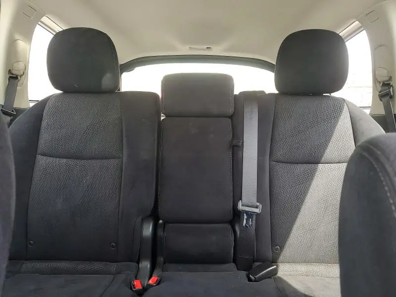 2016 NISSAN PATHFINDER SV  
