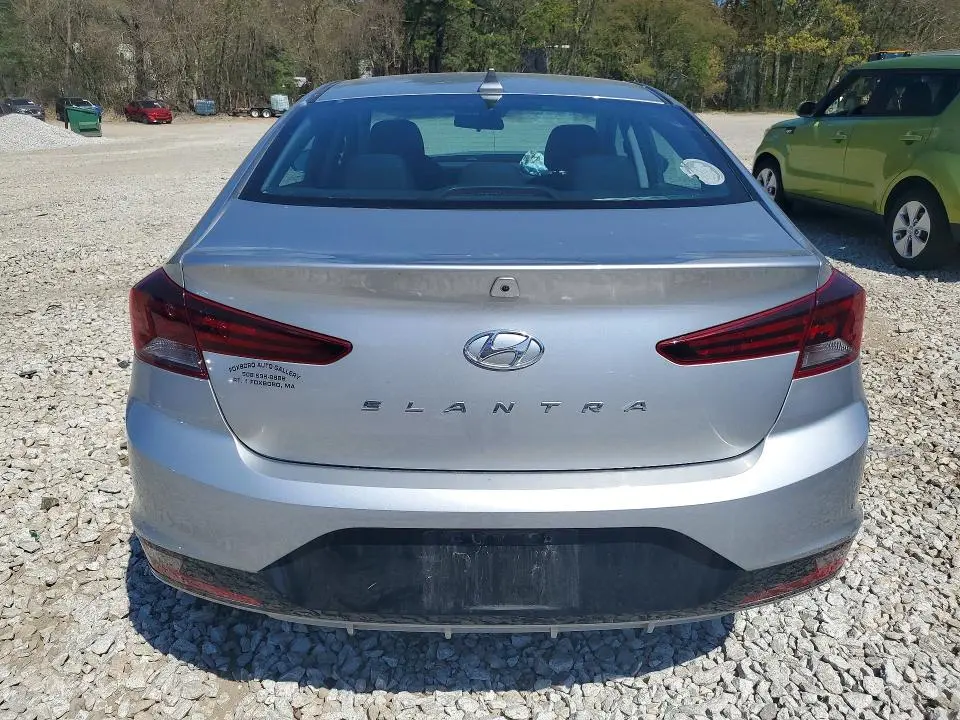 2020 HYUNDAI ELANTRA SEL  
