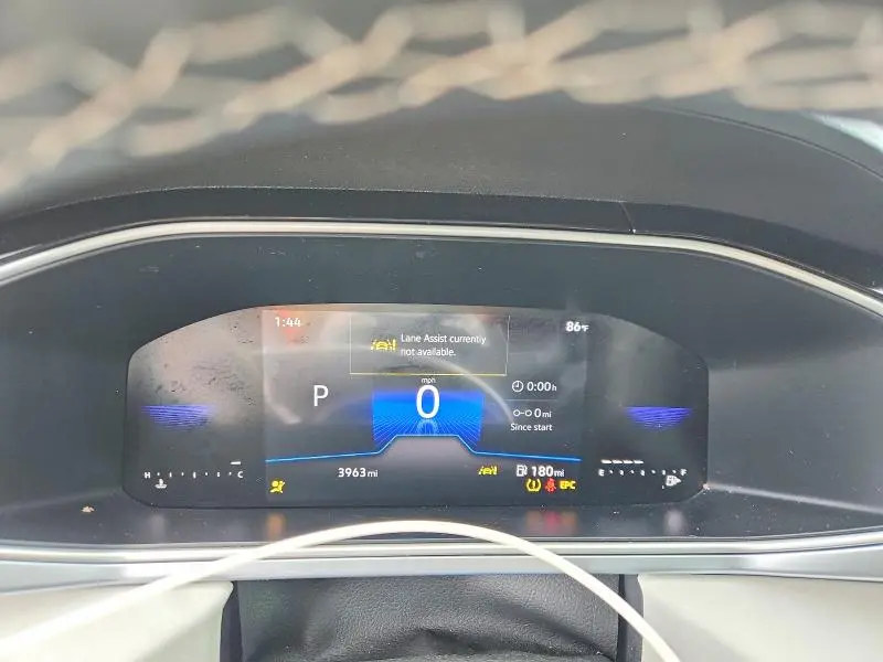 2025 VOLKSWAGEN TAOS SE  