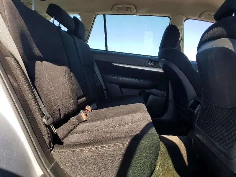 2013 SUBARU OUTBACK 2.5I  