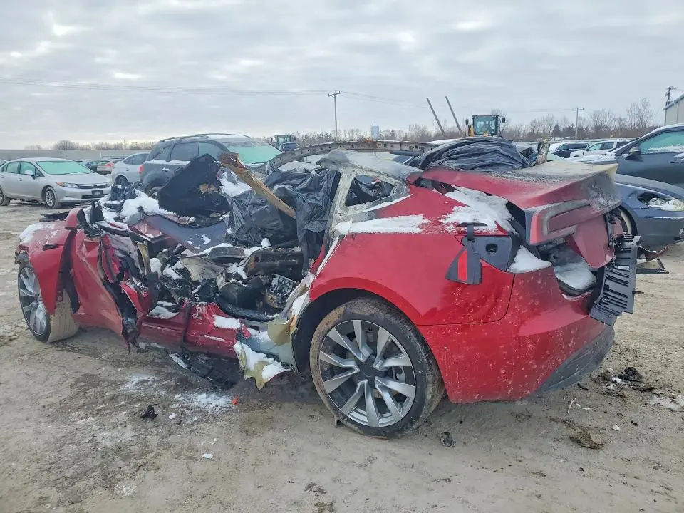 2024 TESLA MODEL 3   