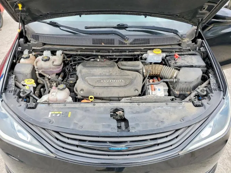 2019 CHRYSLER PACIFICA HYBRID LIMITED  