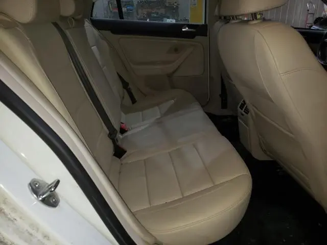 2014 VOLKSWAGEN JETTA TDI  