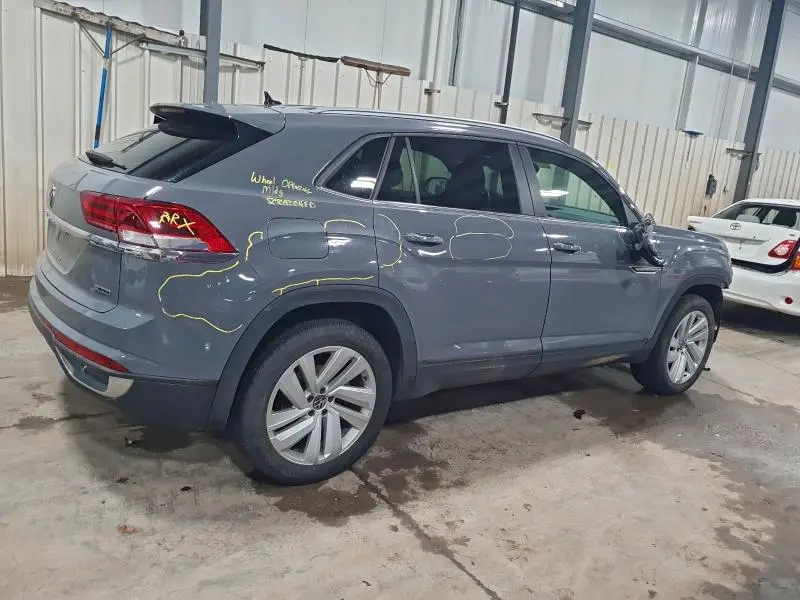 2022 VOLKSWAGEN ATLAS CROSS SPORT SE  