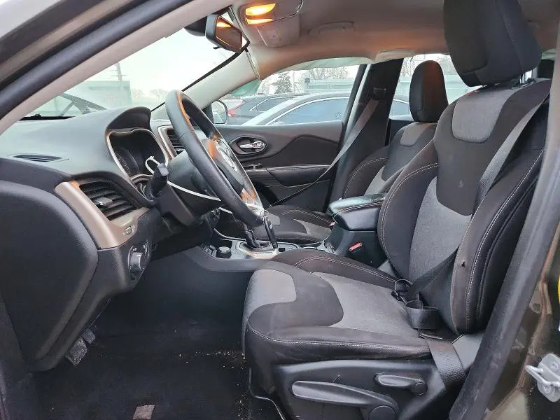 2015 JEEP CHEROKEE SPORT  