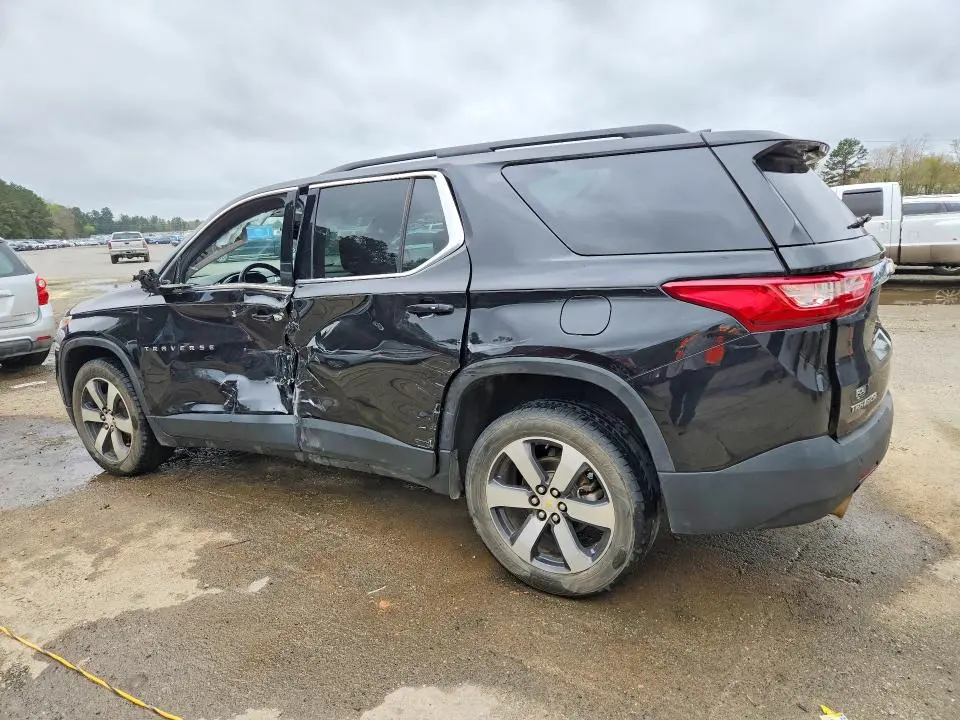 2020 CHEVROLET TRAVERSE LT  