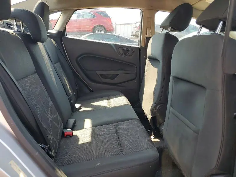 2013 FORD FIESTA SE  