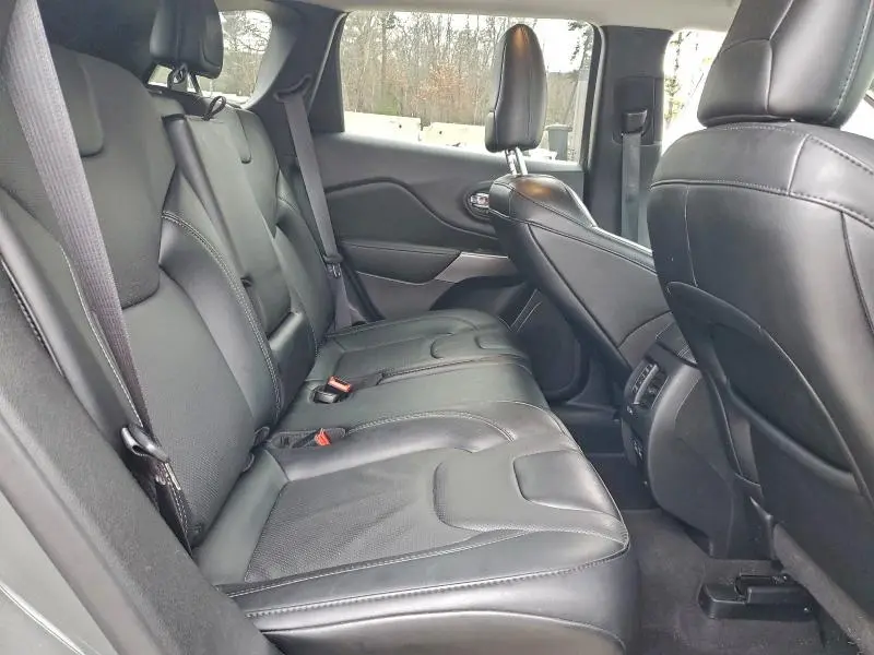 2022 JEEP CHEROKEE LATITUDE LUX  