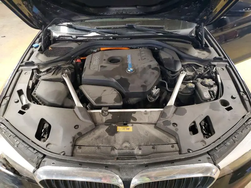 2019 BMW 530E   