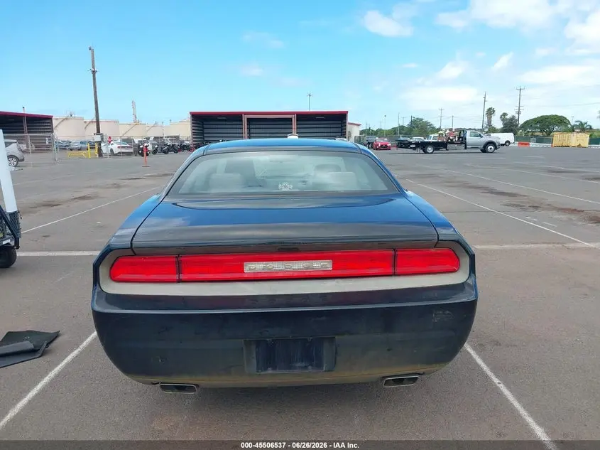 2011 DODGE CHALLENGER  
