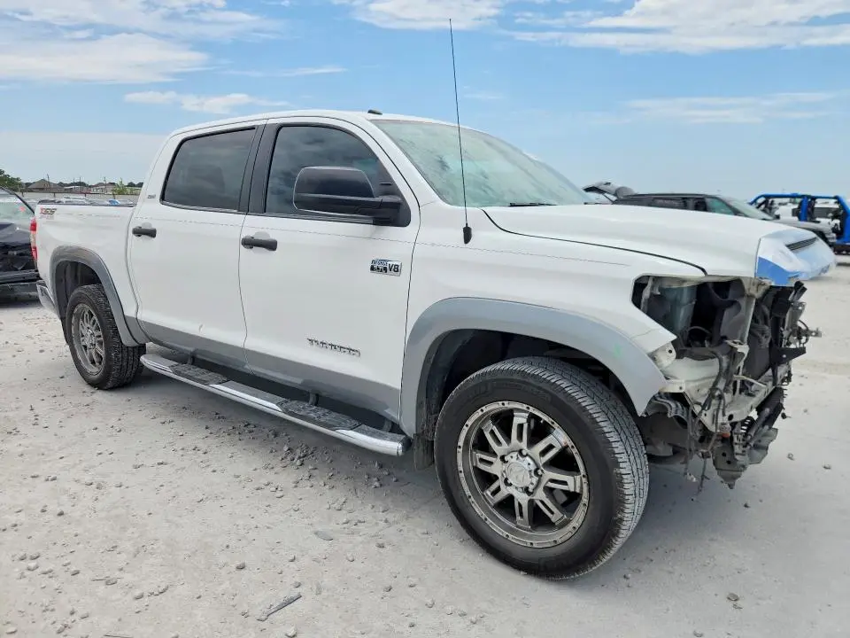 2014 TOYOTA TUNDRA CREWMAX SR5  