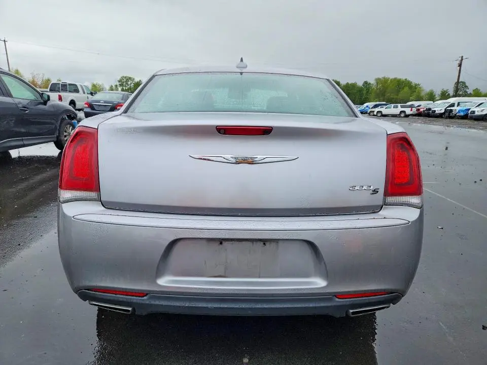 2018 CHRYSLER 300 S  