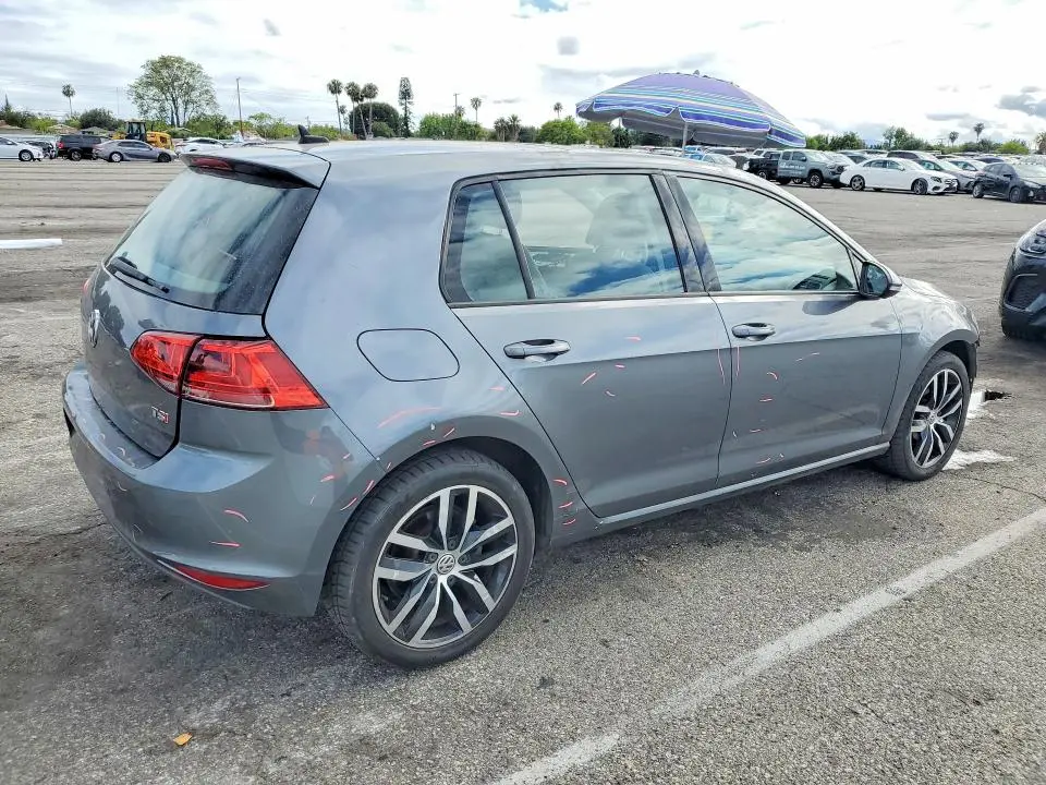 2016 VOLKSWAGEN GOLF S  