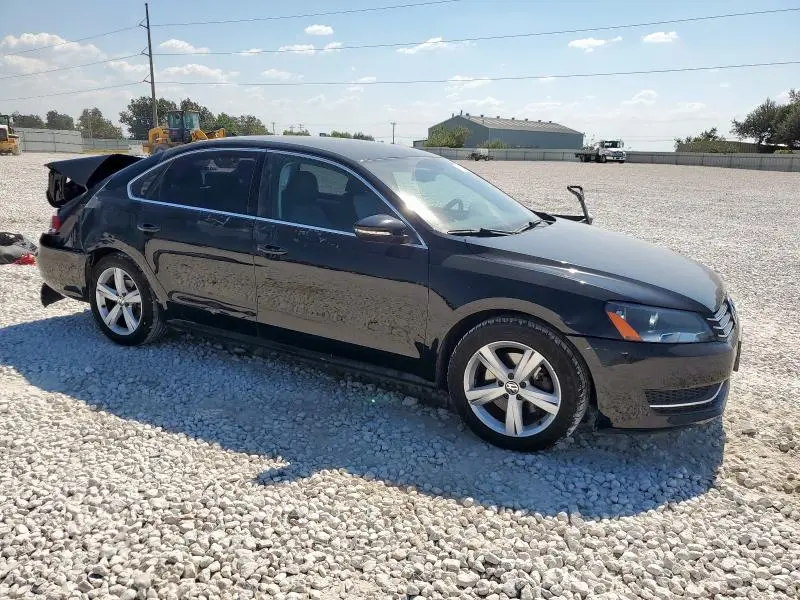 2012 VOLKSWAGEN PASSAT SE