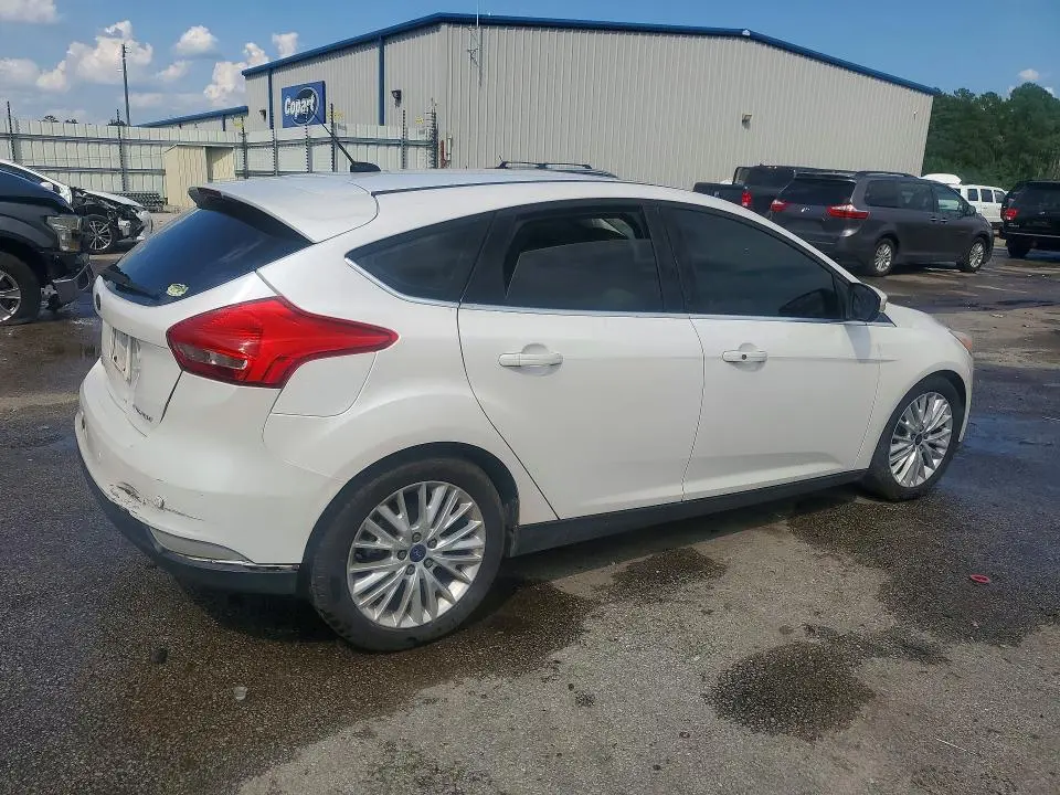 2017 FORD FOCUS TITANIUM  