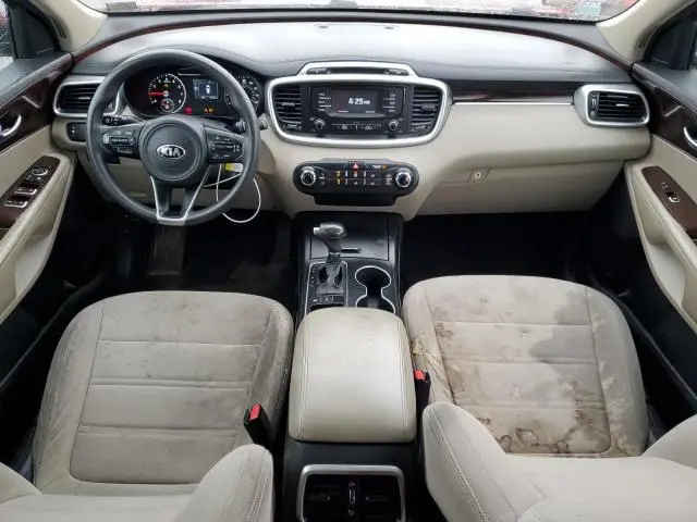 2017 KIA SORENTO LX