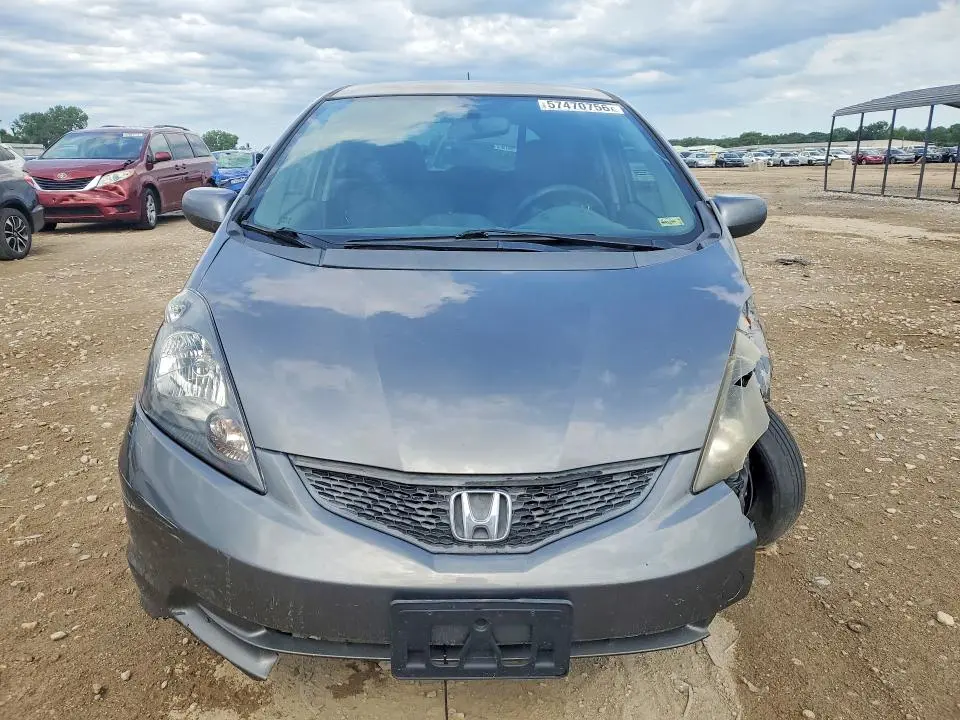 2013 HONDA FIT   