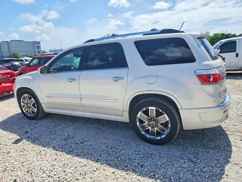 2012 GMC ACADIA DENALI  