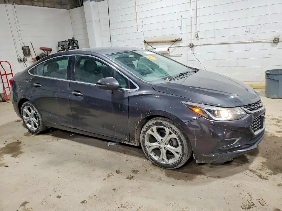 2017 CHEVROLET CRUZE PREMIER  