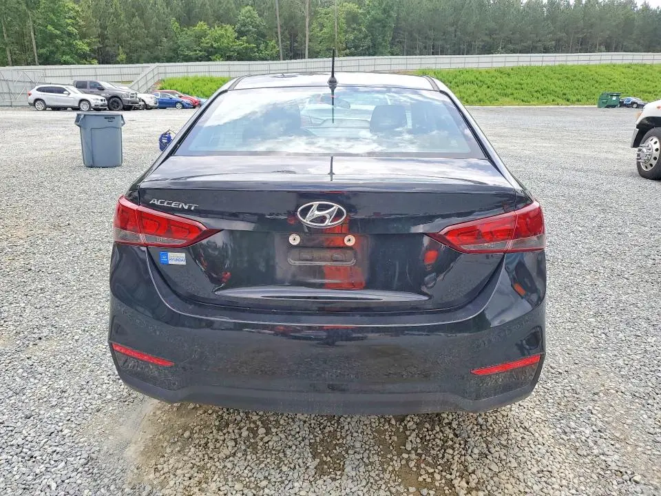 2022 HYUNDAI ACCENT SE  