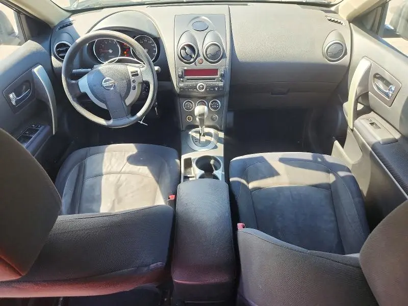 2010 NISSAN ROGUE S  