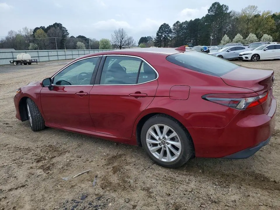 2021 TOYOTA CAMRY LE  